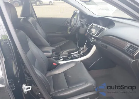 2017 Honda Accord Hybrid Ex-L z USA, uszkodzony, nr VIN JHMCR6F52HC022941